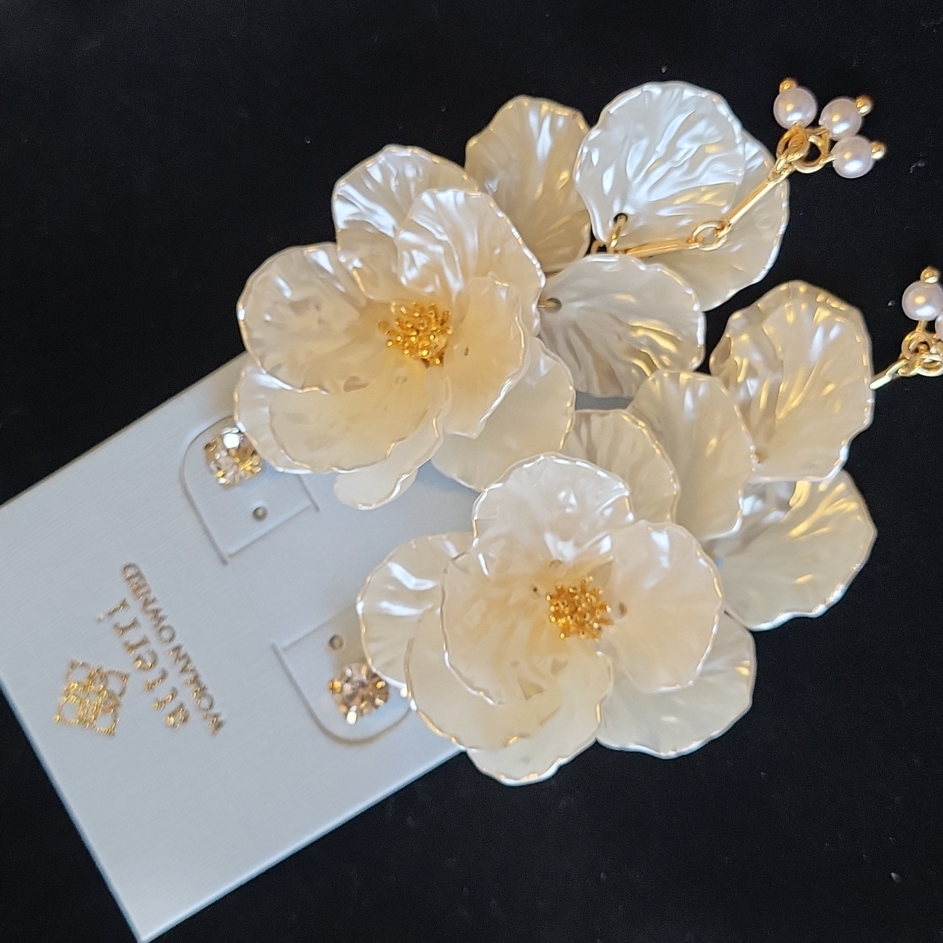 Atterri Floral Drop Pearl Essent Gen Detail Earrings Te 35$